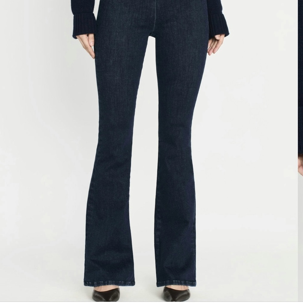 Frame The Jet Set Flare Jeans